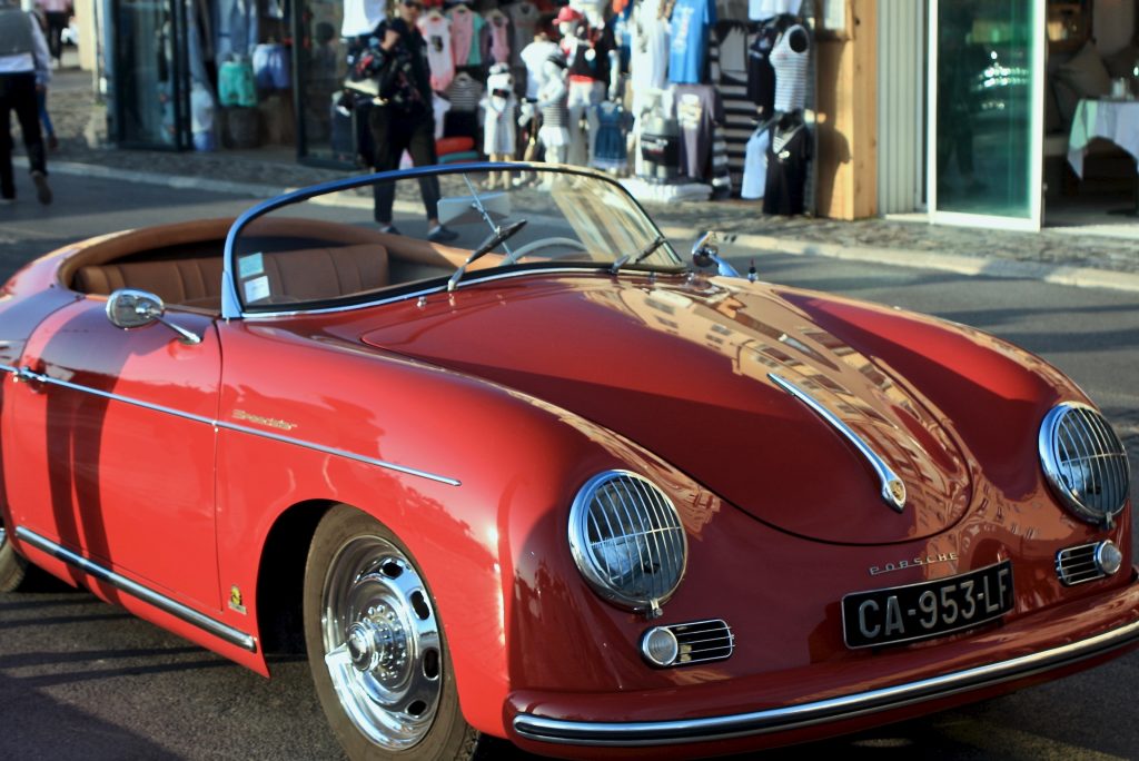Porsche Oldtimer 356 in rot