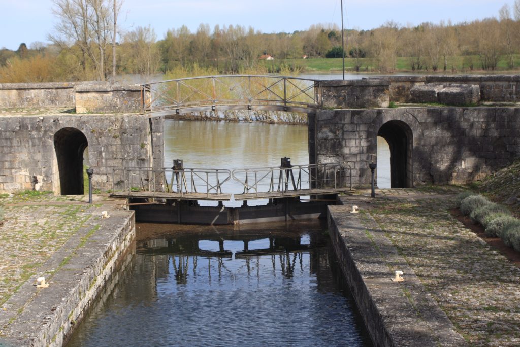 Blick auf Schleuse